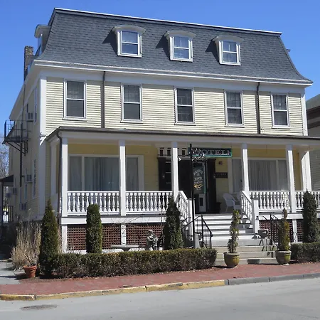 Inn On Bellevue (Adults Only)-3