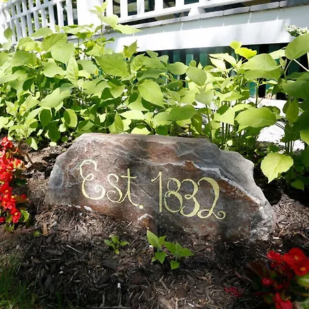 The Kendall Inn-3
