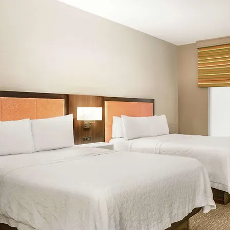 Hampton Inn Athens-3