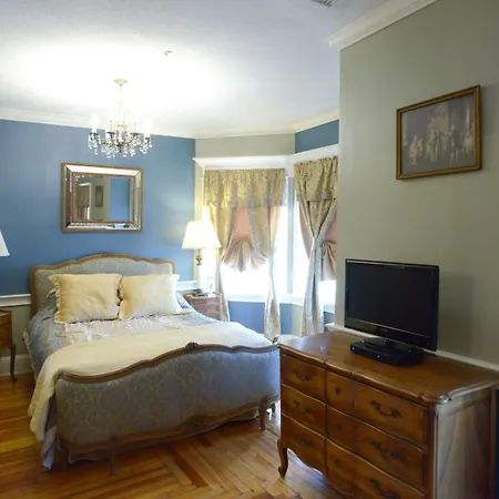 Naomi'S Inn Bed & Breakfast-3