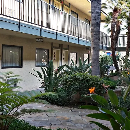 Key Inn And Suites-3