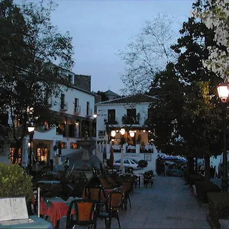 Hostal El Escudo de Mijas-3