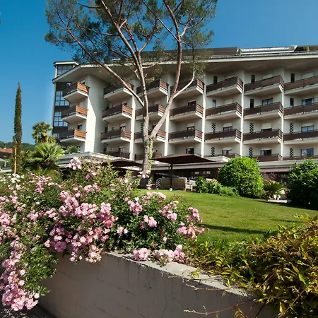 Hotel Michelangelo & Day Spa-3