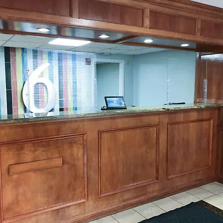 Studio 6 Suites Tupelo, Ms-2