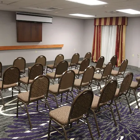 Hampton Inn & Suites Grenada-2