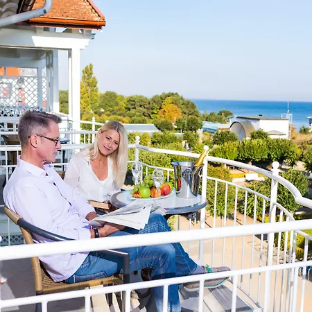 Hotel Kleine Strandburg-3