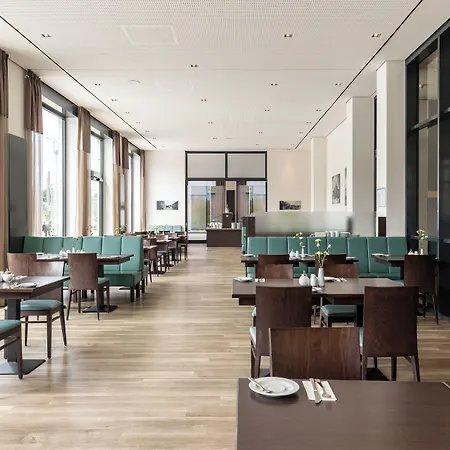 Intercityhotel Dresden-2