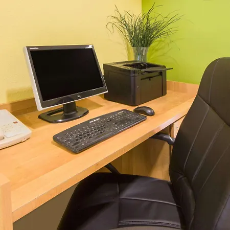Microtel Inn & Suites By Wyndham Johnstown-3