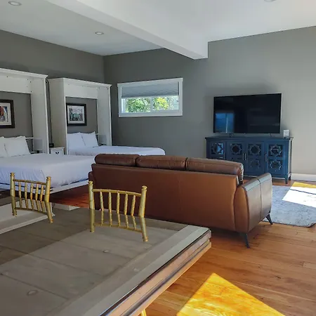 Majestic Inn And Spa-3