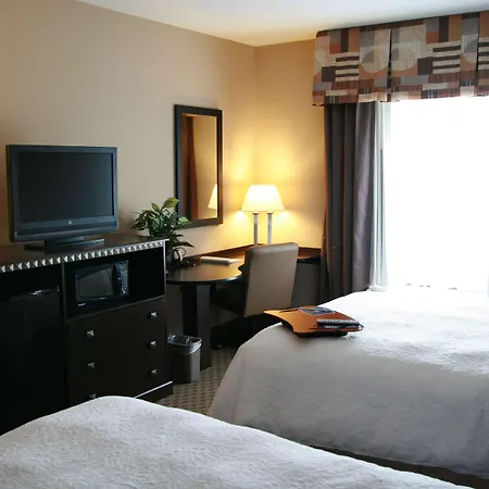 Hampton Inn Topeka-2