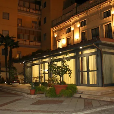 Hotel Villa Cibele-3