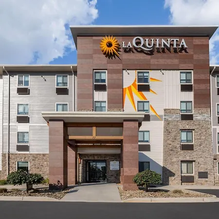 La Quinta Inn & Suites By Wyndham Greenville Woodruff Rd-2