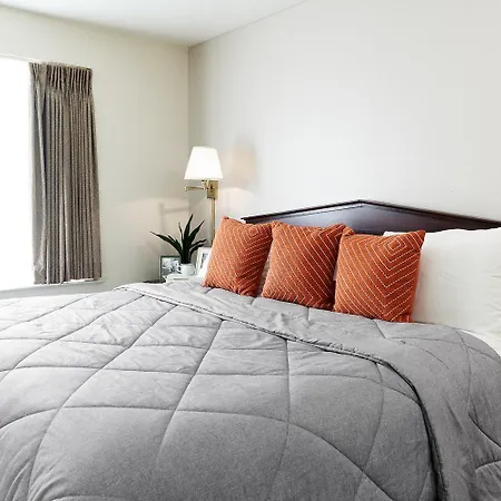 Intown Suites Extended Stay Dallas Tx - Love Field Airport-3