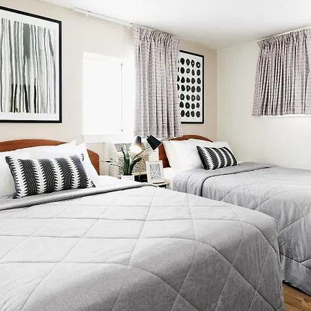 Intown Suites Extended Stay Dallas Tx - Medical Center-3