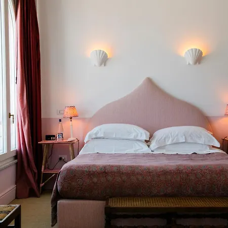 Il Capri Hotel-3