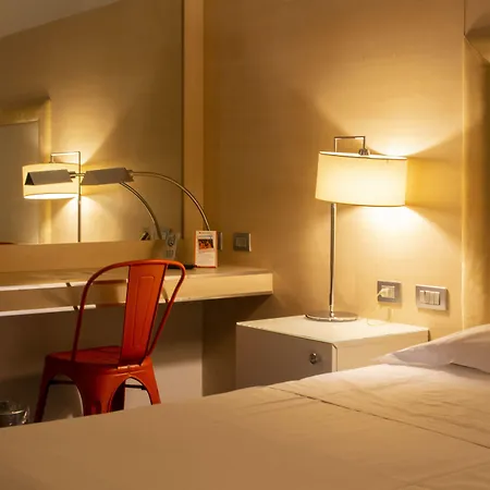 4 Viale Masini Hotel-2