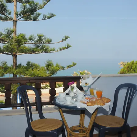 Beach Hotel-2