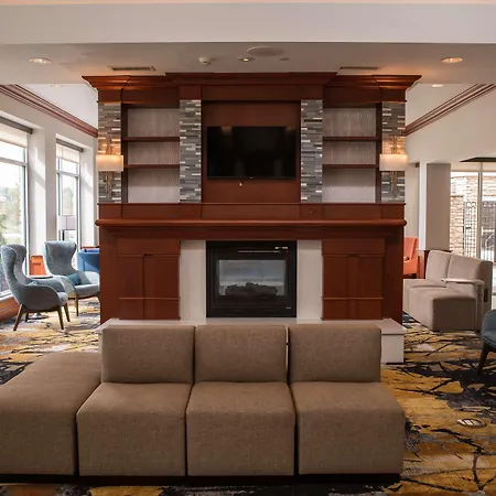 Hilton Garden Inn Erie-3