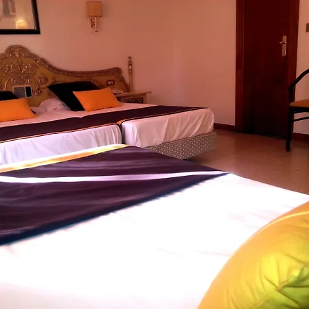 Hotel Hostal del Sol-2