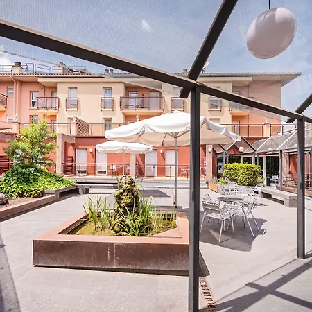 Hotel La Perla D'Olot-2