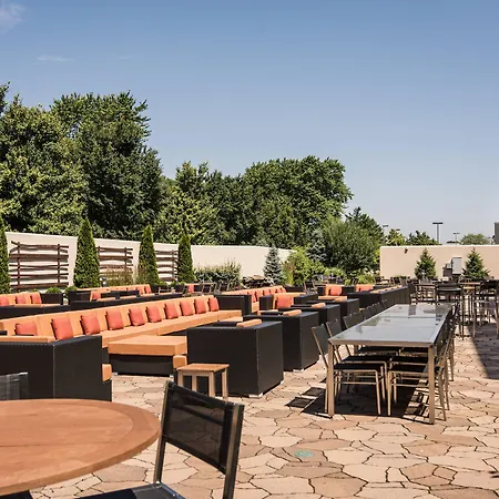 Courtyard By Marriott Lafayette-2