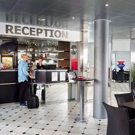 Cabinn Express-3
