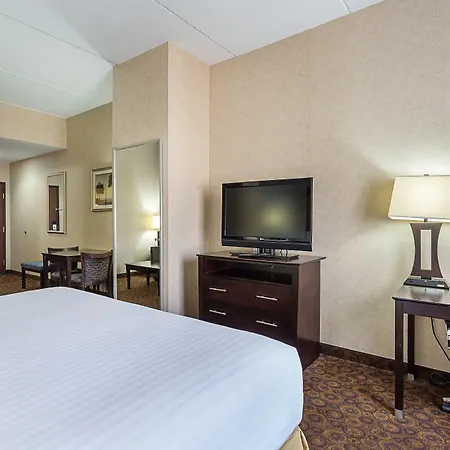 Holiday Inn Express Hotel & Suites Byram By Ihg-3
