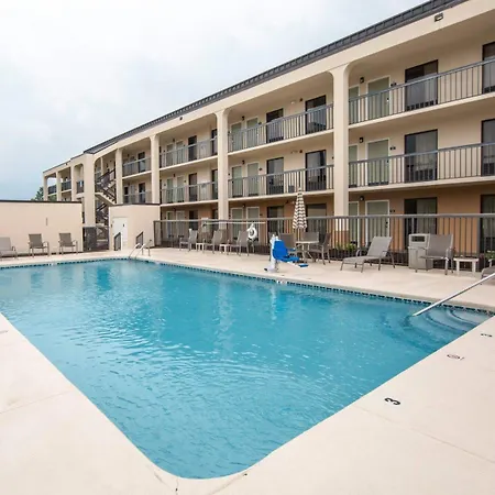 Quality Inn Merchants Drive-3