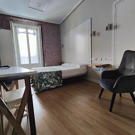 Hostal Madrid-2