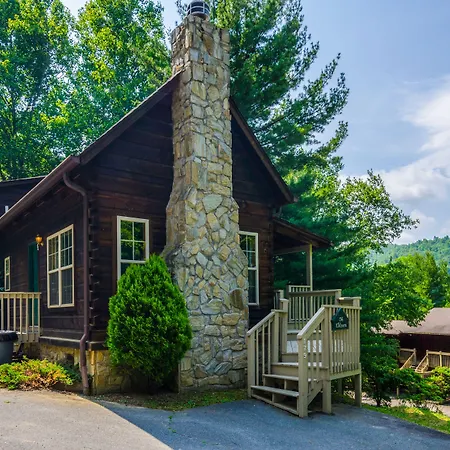 Highland Hills Motel & Cabins-2