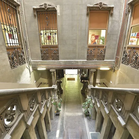 Hostal Girona-2