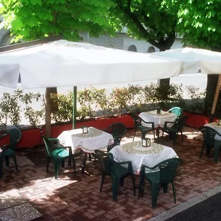 Hotel Engadina-2