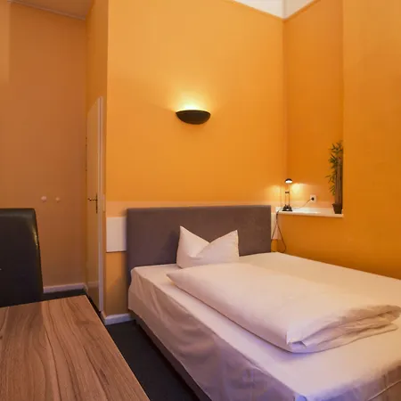 Hotel am Hermannplatz-2