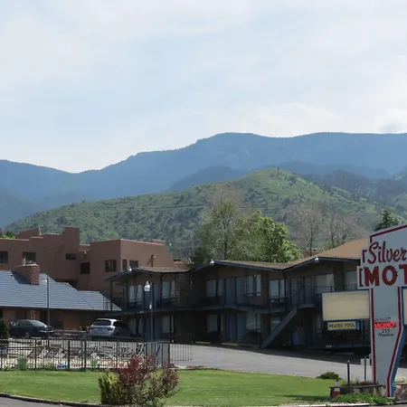 Silver Saddle Motel-3