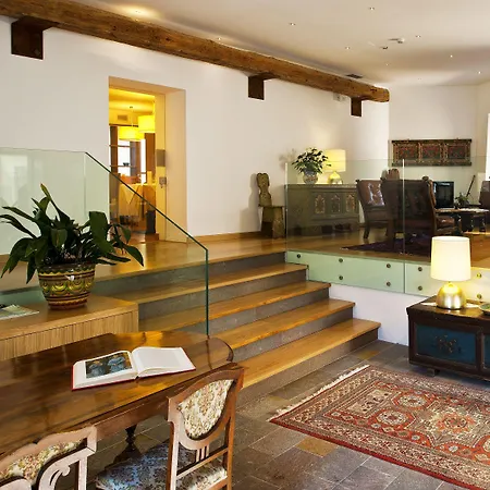 Hotel Romanda-3