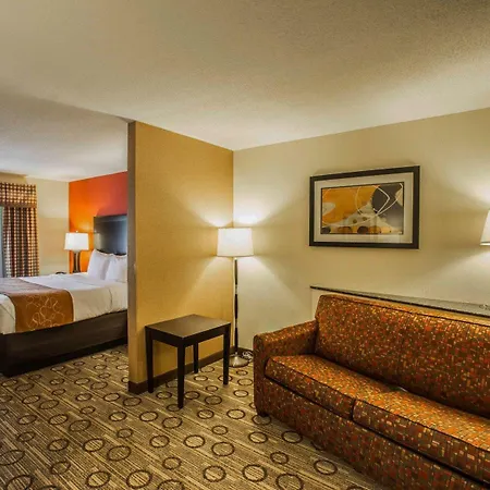 Comfort Suites At Westgate Mall-3
