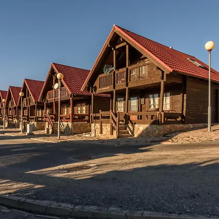Luna Chalets Da Montanha - Serra Da Estrela-3