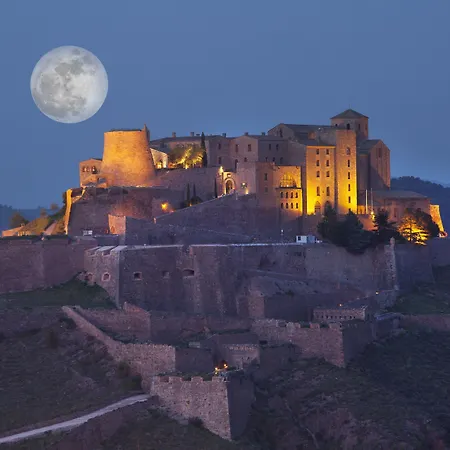 Parador De Cardona-3