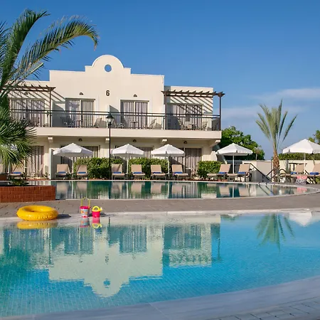 Louis Paphos Breeze-2