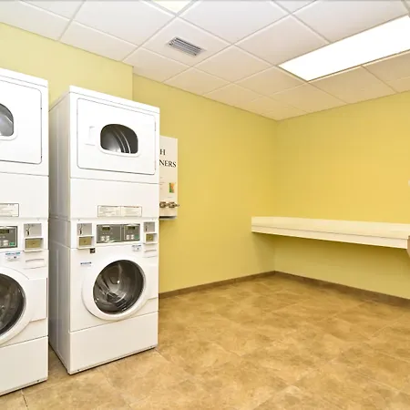 Best Western Plus Brunswick Inn & Suites-2