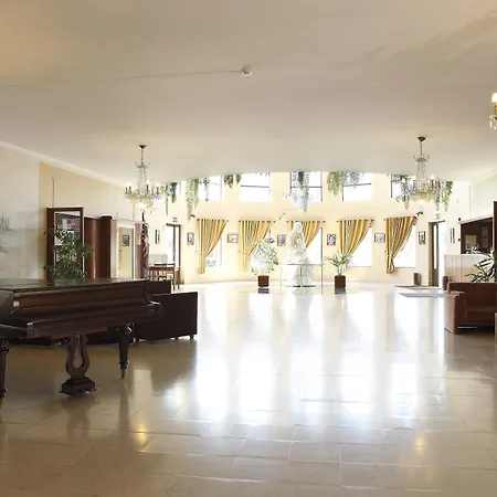 Domus Pacis Fatima Hotel-2