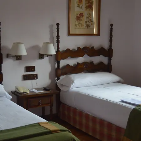 Parador De Gredos-2