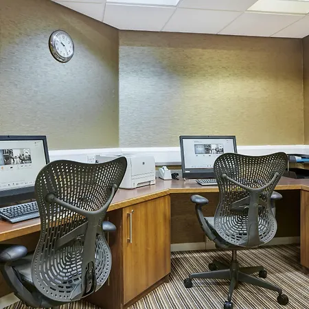 Hilton Garden Inn Aberdeen-2