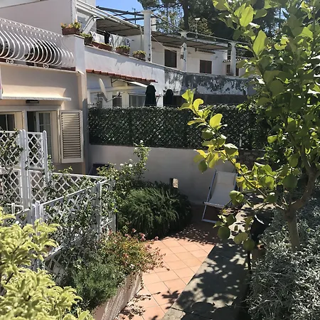 La Reginella Capri-3