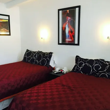 Highlander Motel-3