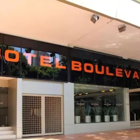 Boulevard Plaza-2