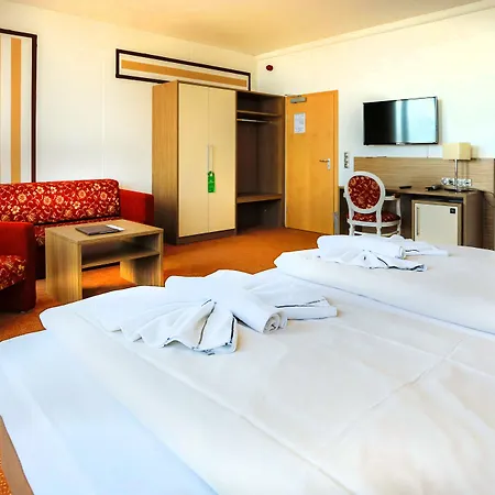 Hiddenseer Hotel-3