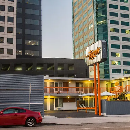 The Tangerine - A Burbank Hotel-3