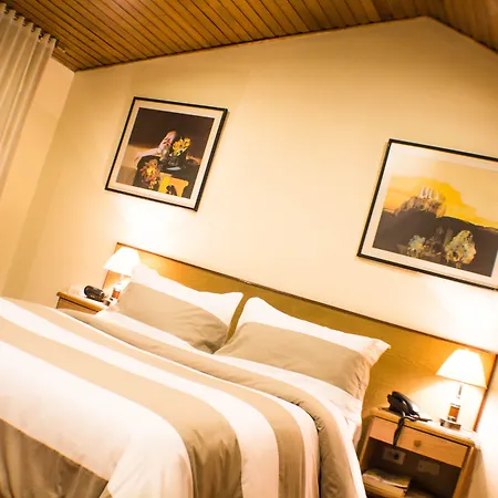 Hotel Charlies Place-2
