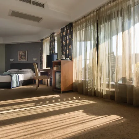 Rosslyn Thracia Hotel Sofia-3